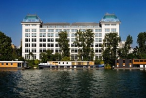 oecd-building-170613