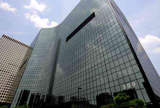 300 South Riverside Plaza in Chicago