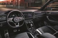 Samsung’s new auto chip mounted in Volkswagen’s infotainment system