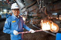 POSCO revs up eco-friendly, smart steelmaking