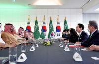 Saudi prince’s Seoul trip brings $30 billion in business deals