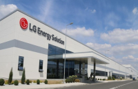 LG Energy Solution drops to third on global market for EV battery in Q1 
