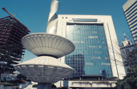 3rd-gen. corporate succession in S.Korea slashes stake from 100% to 16%