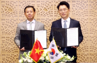 Kakao Mobility to develop EV, self-driving tech with Vietnam's Vingroup