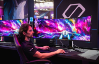Samsung to unveil world's first dual UHD gaming monitor at Gamescom