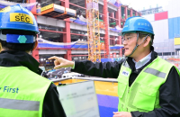 Samsung Lee's urges to keep ‘super gap’ in semiconductor technology