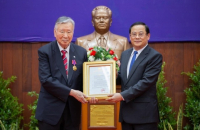 Booyoung Group donates 600 buses to Laos