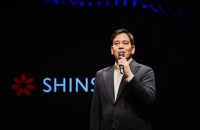 Chung Yong-jin, now chairman, to bring Shinsegae back from doldrums