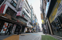 S.Korea’s factory output dips in January; Retail sales, investment slow