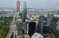 Korean financial firms launch global IR blitz to woo foreign capital  