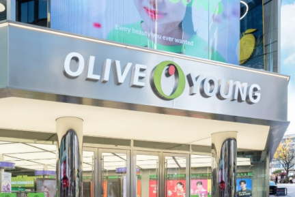 K-beauty craze sends Olive Young online sales to new heights